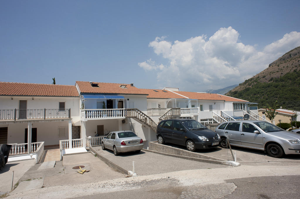 Apartments Durasevic Ivo スヴェティ・ステファン 部屋 写真